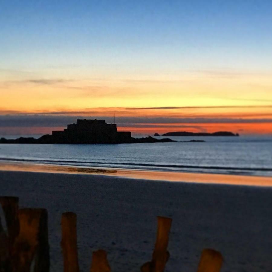Apartment Le 1727 Saint-Malo Bagian luar foto